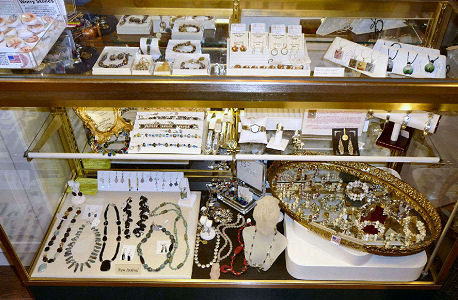Jewelry by Various Artists